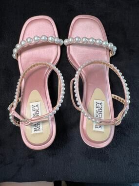 Badgley Mischka Pearl Ankle Strap Satin Heels Blush Pink Size 6 Sample New
